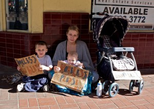 homeless-poor-american-family